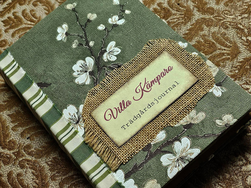 Junk journal som trädgårdsdagbok