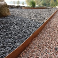 Planteringskant i corten 120 mm rak 750 mm