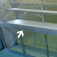 Såbord med kant för montering i växthus